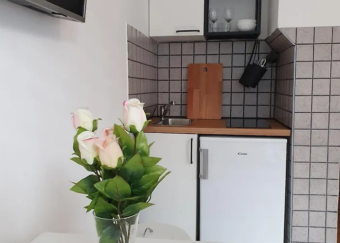 Sweet Vibes At Siska District, With Parking Apartmán *